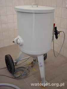 zbiornik cierniwa waterjet